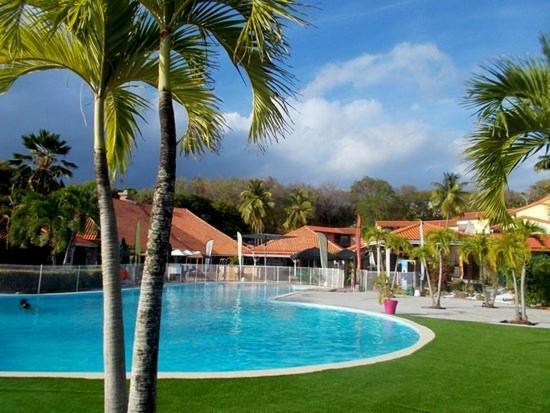Color Garden - Studio Martinique แซ็งแตนน์ ภายนอก รูปภาพ